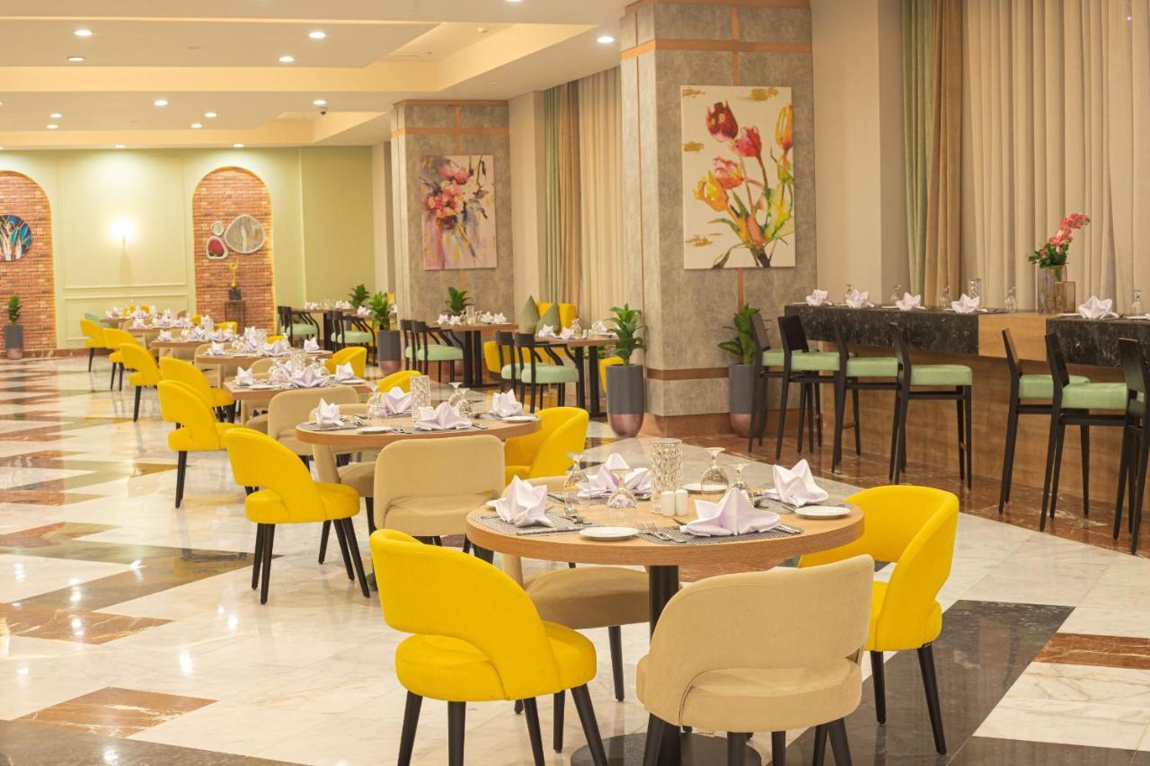 Tolip Olympic International City New Cairo Esterno foto